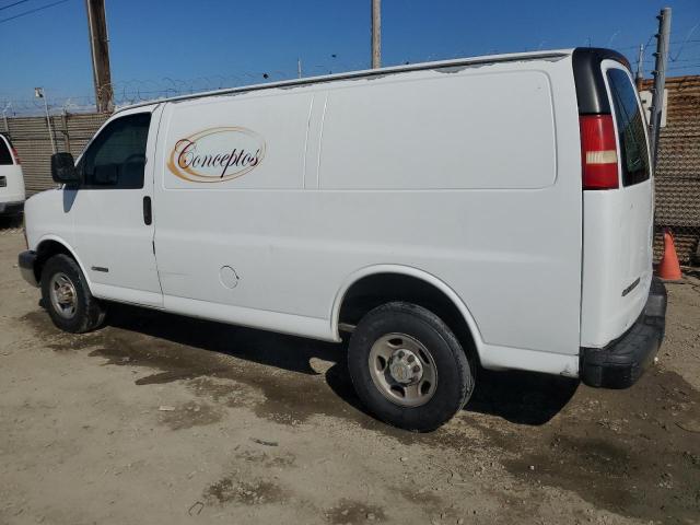 Chevrolet Express Image 3