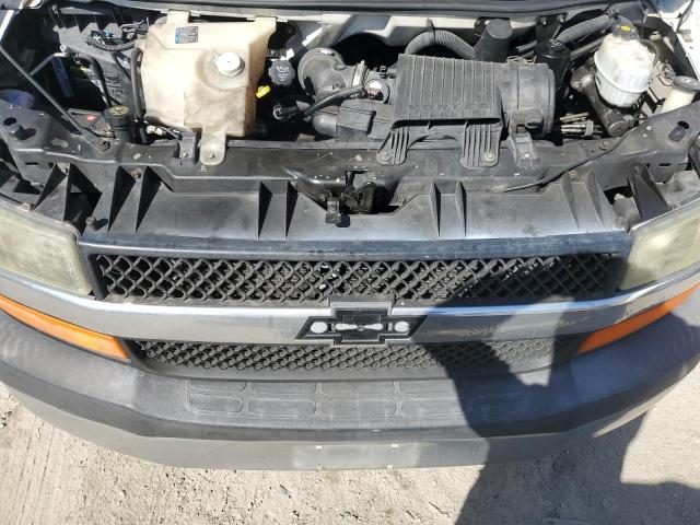 Chevrolet Express Image 7