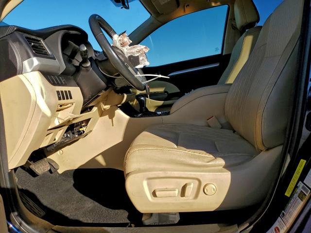 Toyota Highlander Le Image 5