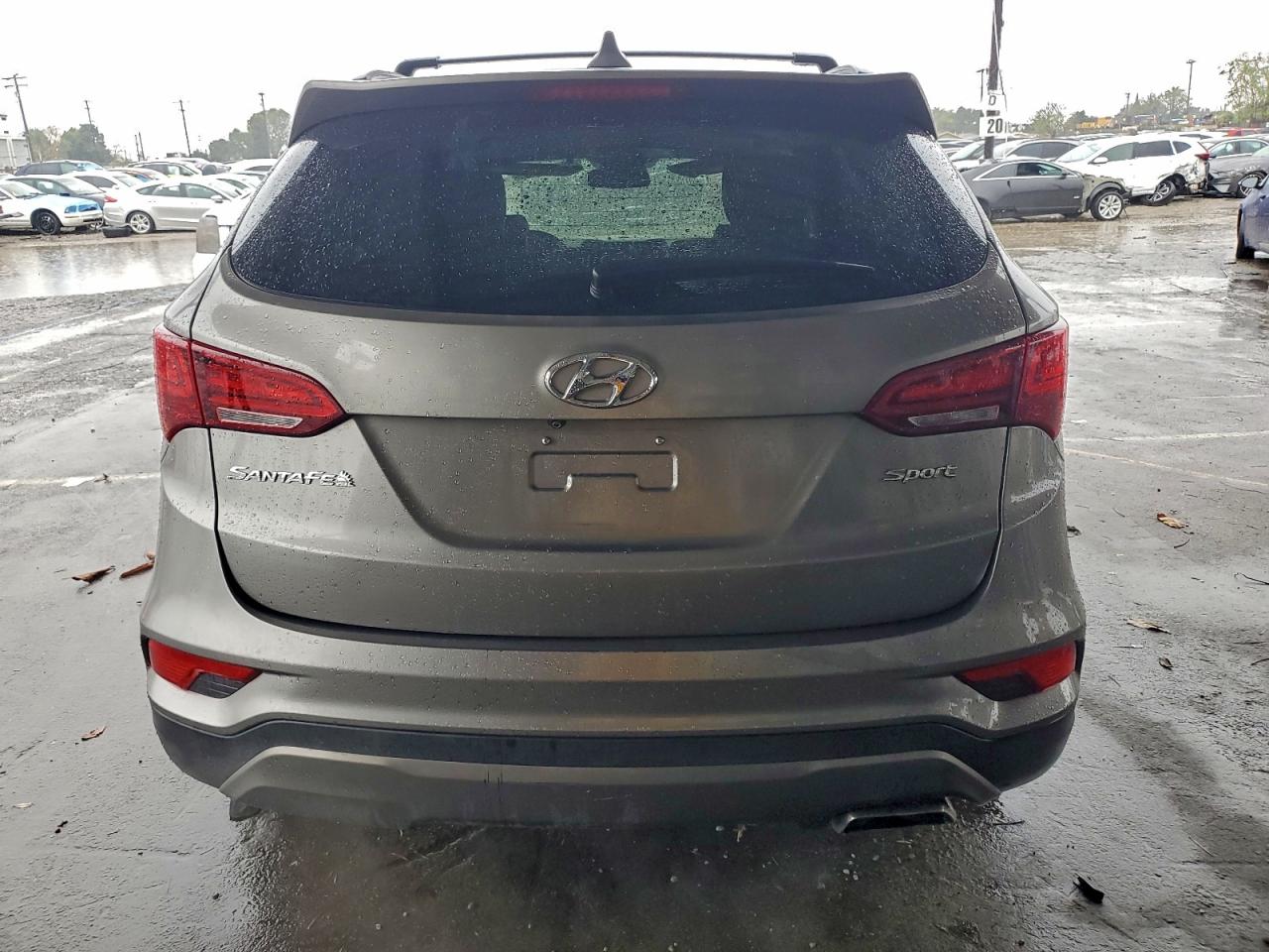 Hyundai SANTA FE Image 9