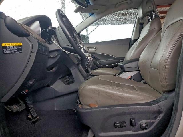 Hyundai SANTA FE Image 6