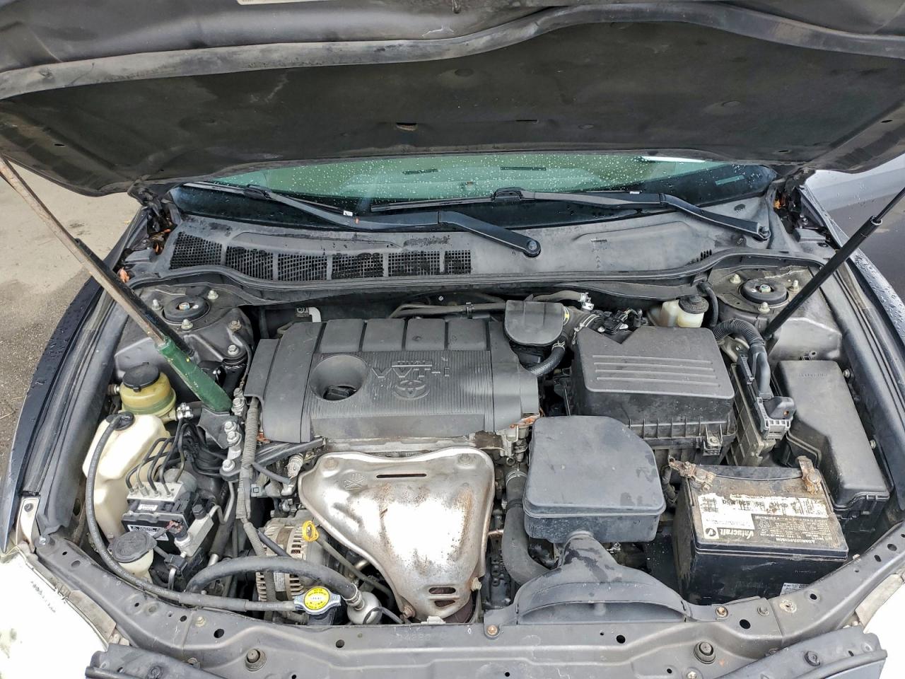 Toyota Camry Base Image 11