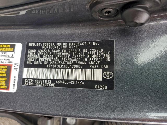 Toyota Camry Base Image 9