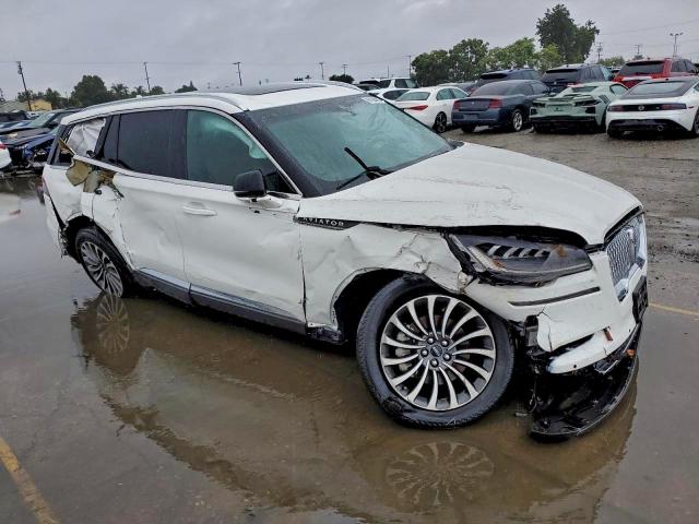 Lincoln Aviator Reserve Image 3