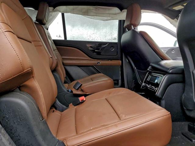 Lincoln Aviator Reserve Image 12