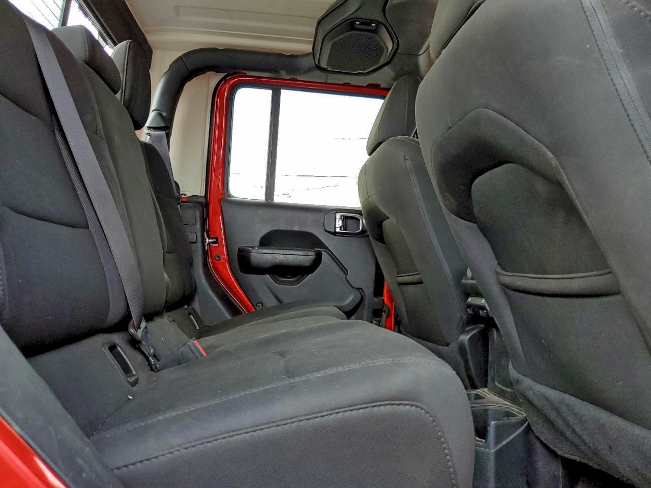 Jeep Gladiator Sport Image 11