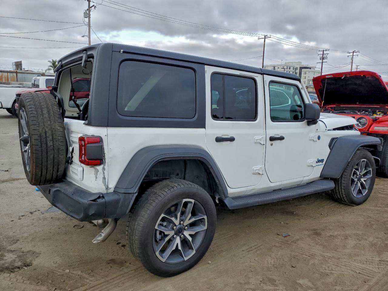 Jeep Wrangler 4xe Image 5