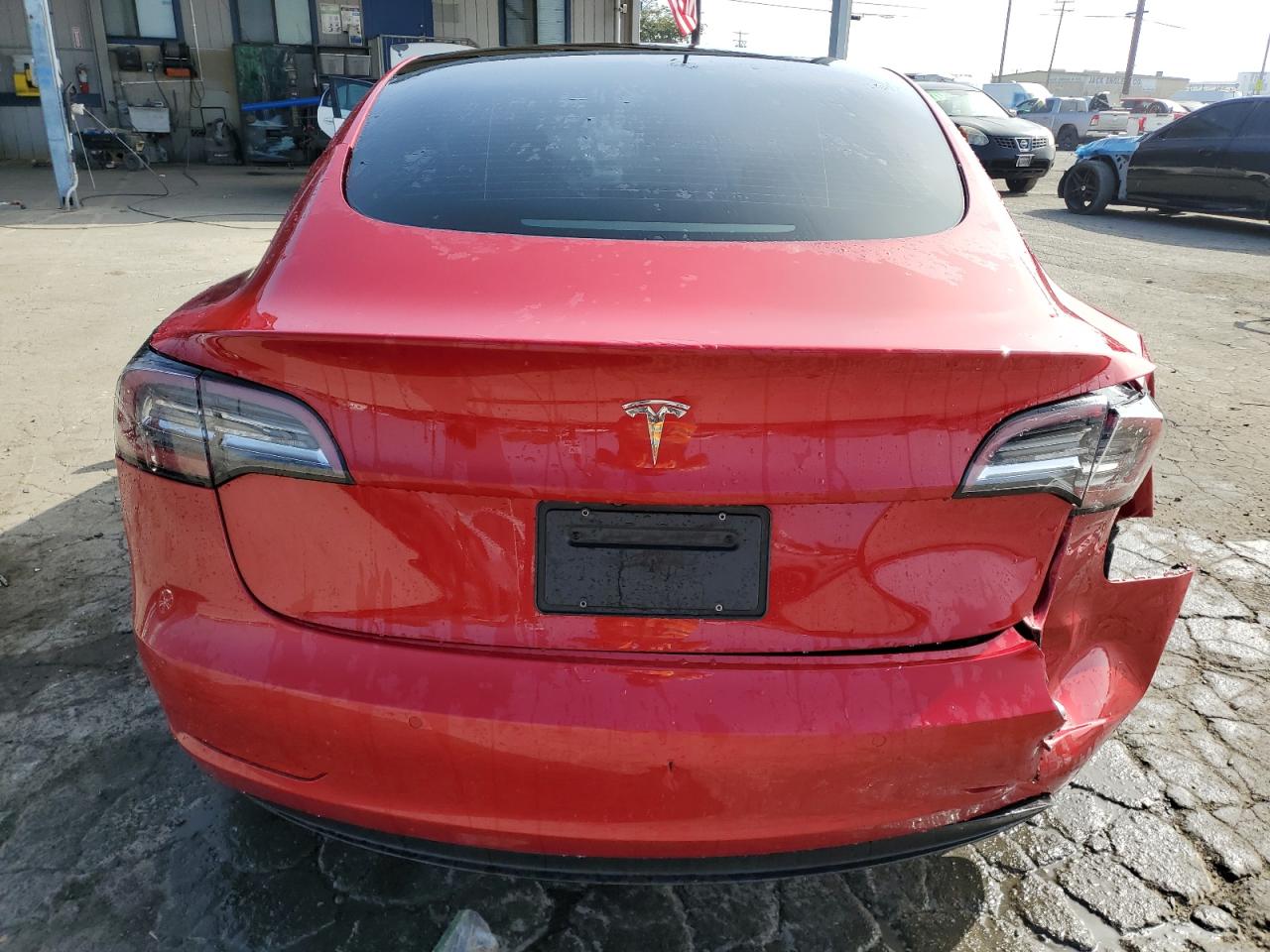 Tesla Model 3 Image 9