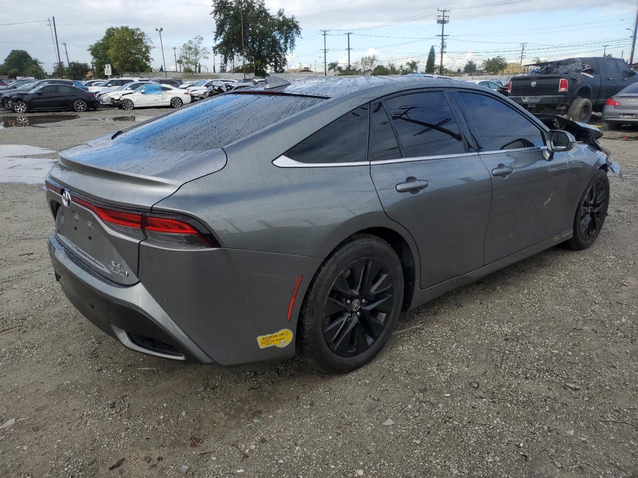 Toyota Mirai Xle Image 10