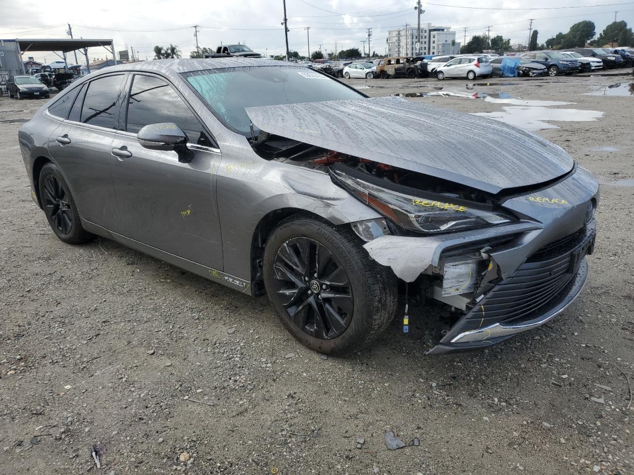 Toyota Mirai Xle Image 2