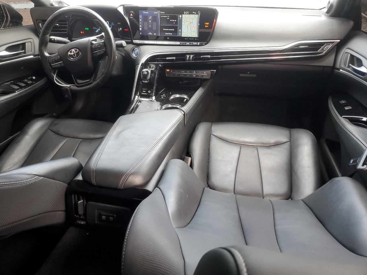 Toyota Mirai Xle Image 11