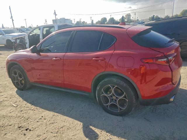 Alfa Romeo Stelvio Image 12