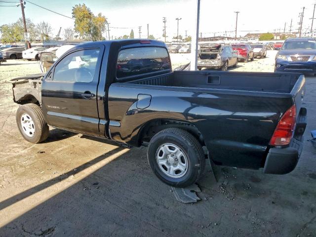 Toyota Tacoma Image 2