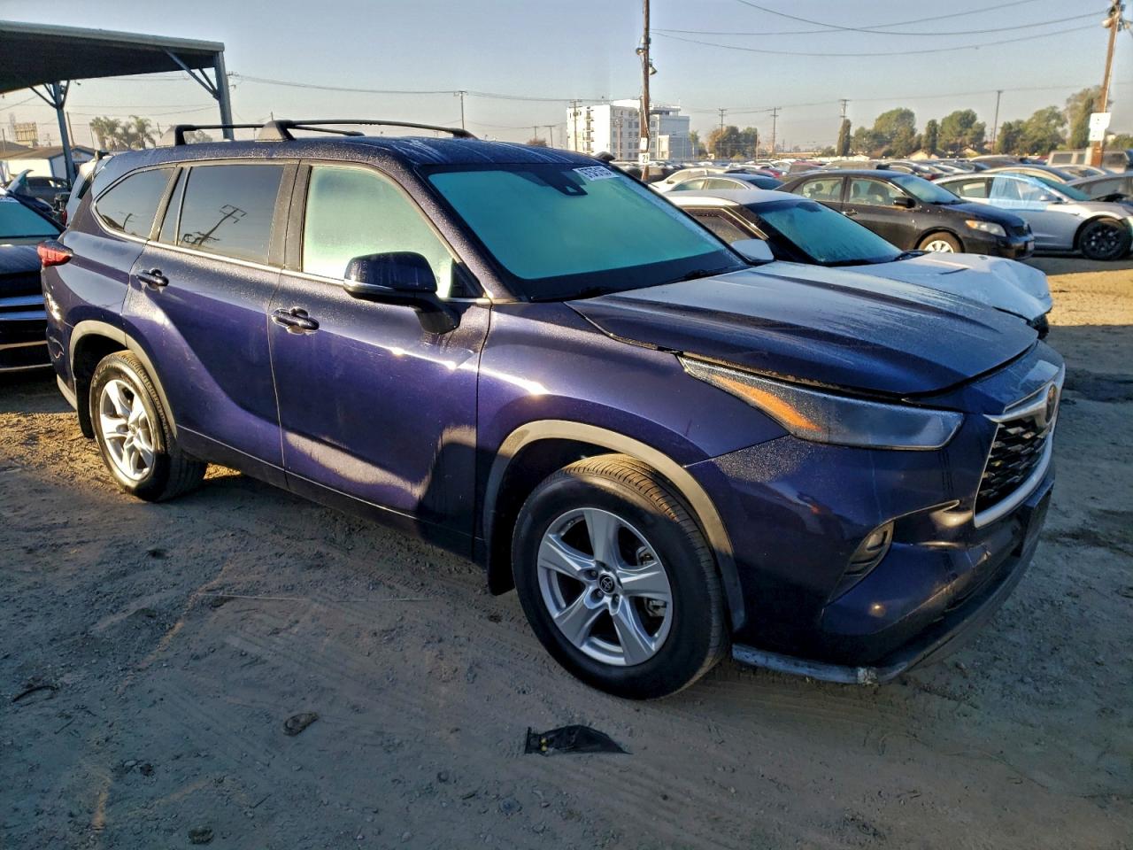 Toyota Highlander L Image 3