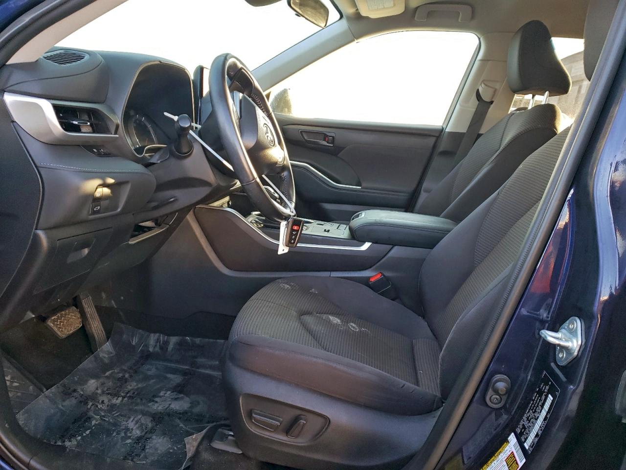 Toyota Highlander L Image 6