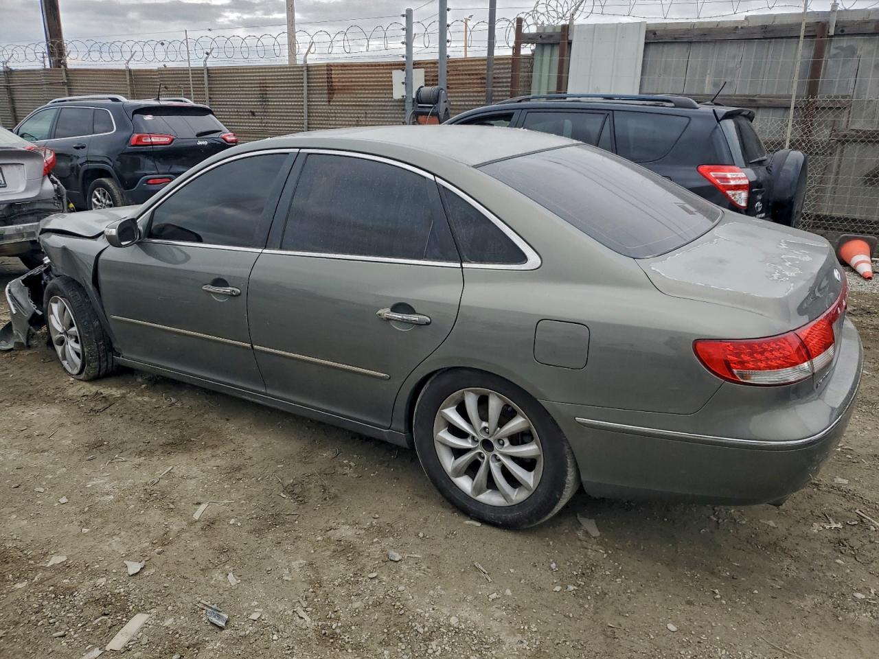 Hyundai Azera Se Image 9