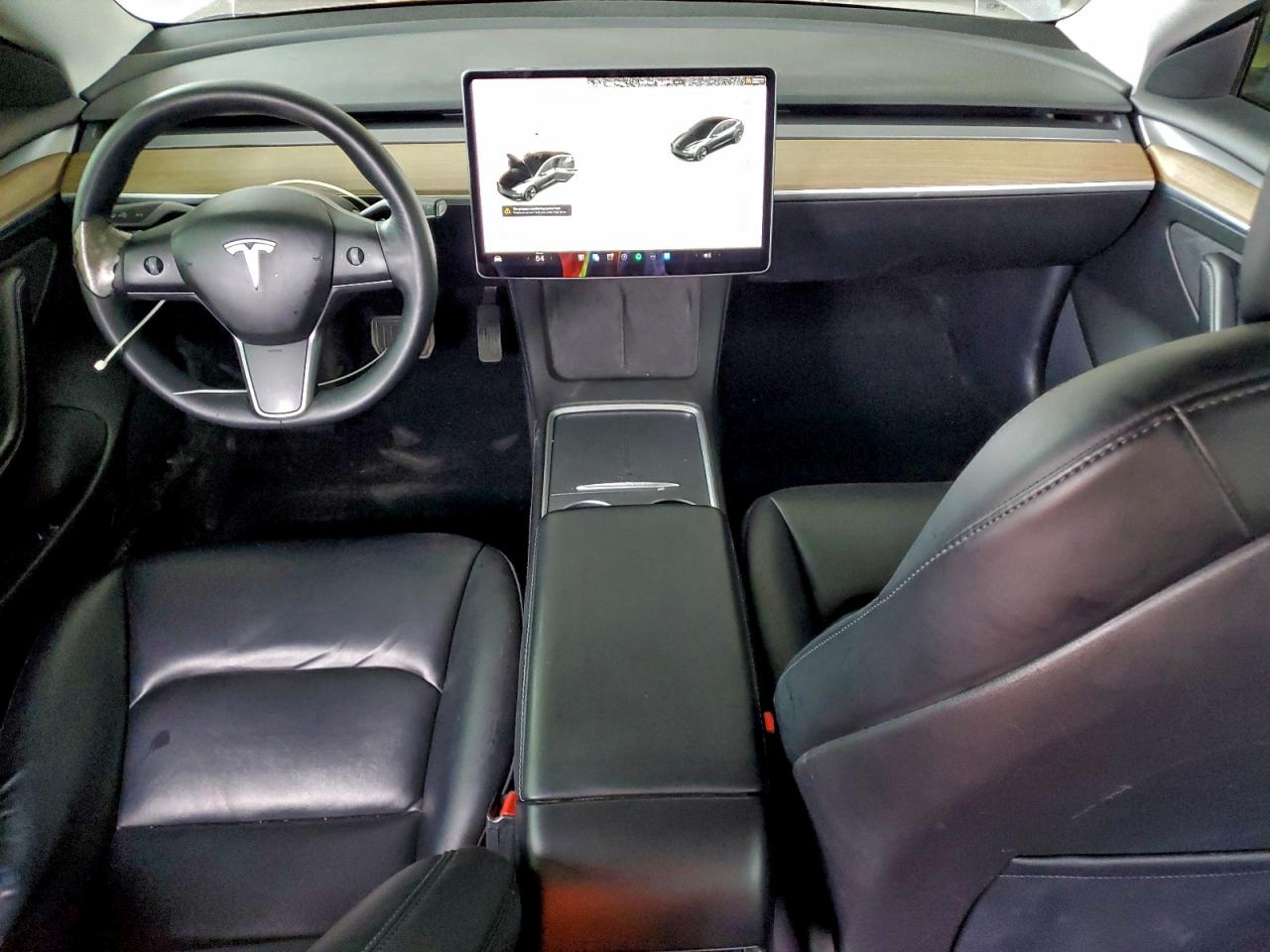 Tesla Model 3 Image 10
