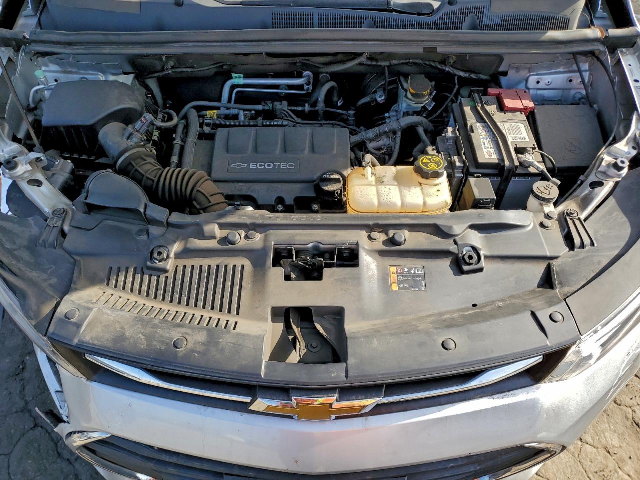 Chevrolet Trax Ls Image 11