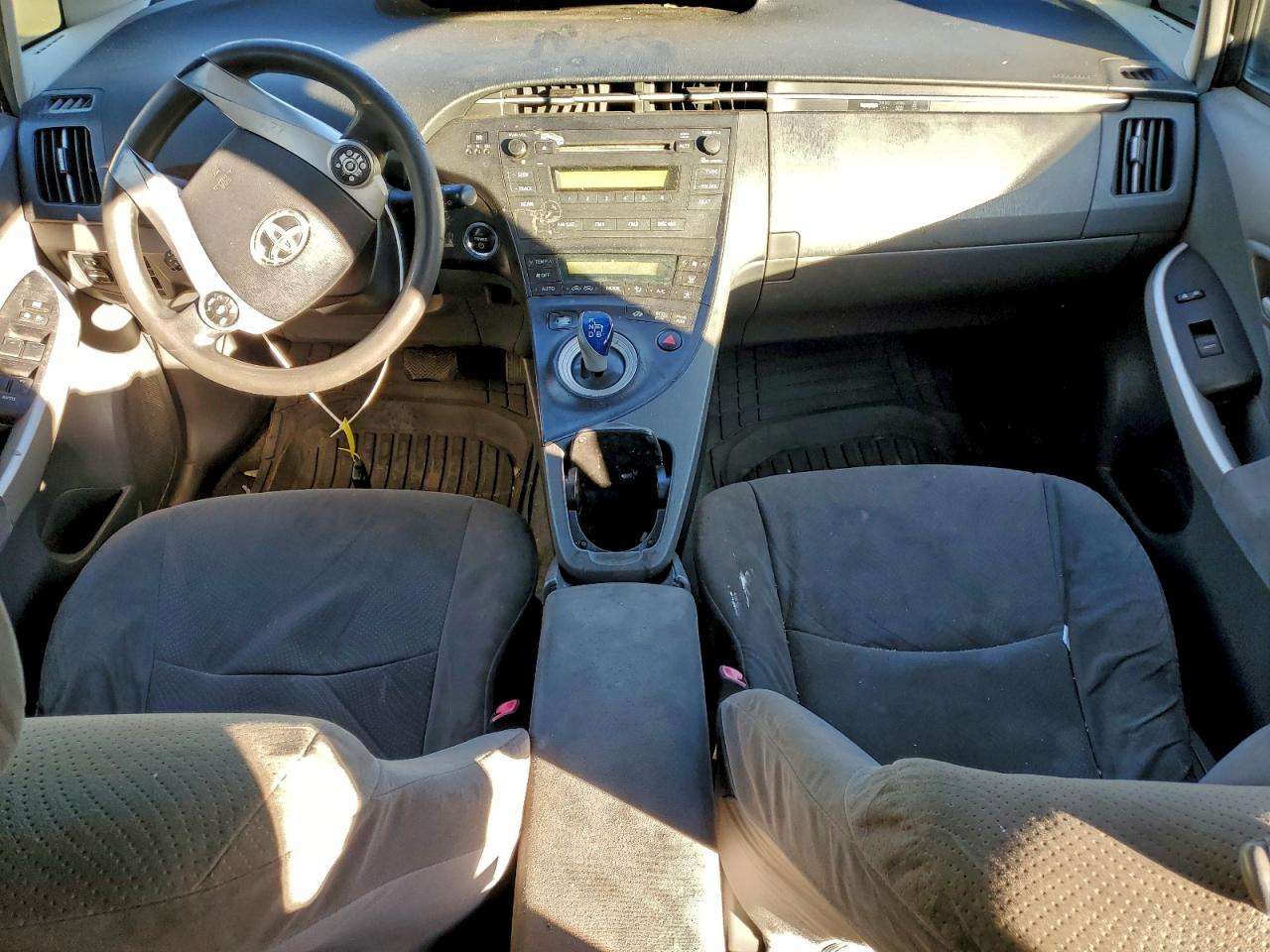 Toyota Prius Image 8