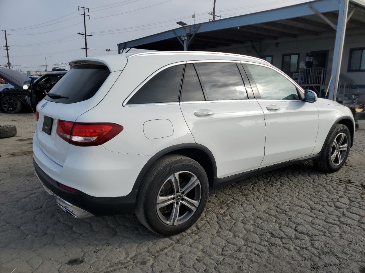 Mercedes-Benz GLC 300 Image 12