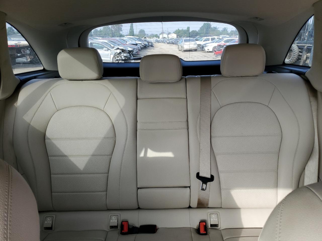 Mercedes-Benz GLC 300 Image 7