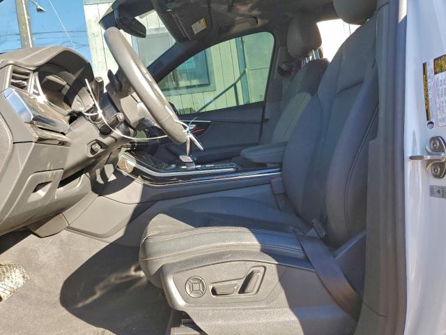 Audi Q7 Prestige Image 6