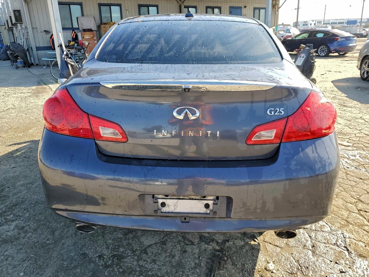 INFINITI G25 Base Image 7