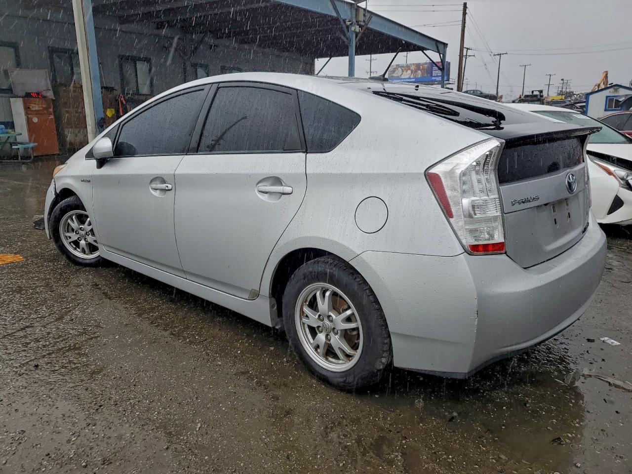Toyota Prius Image 12