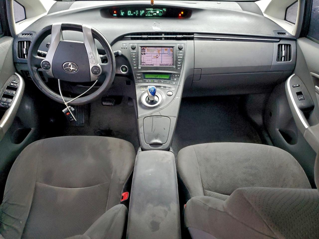 Toyota Prius Image 10