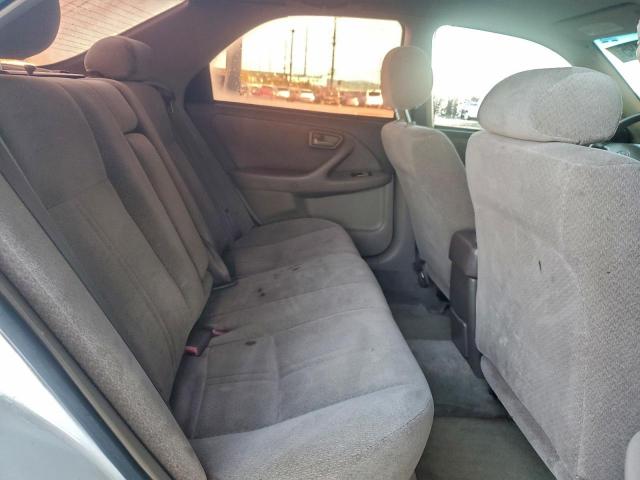 Toyota Camry Ce Image 8