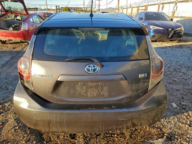 Toyota Prius Image 5