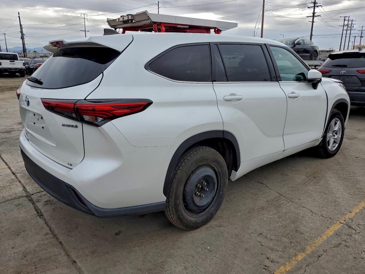 Toyota Highlander Hybrid Le Image 9