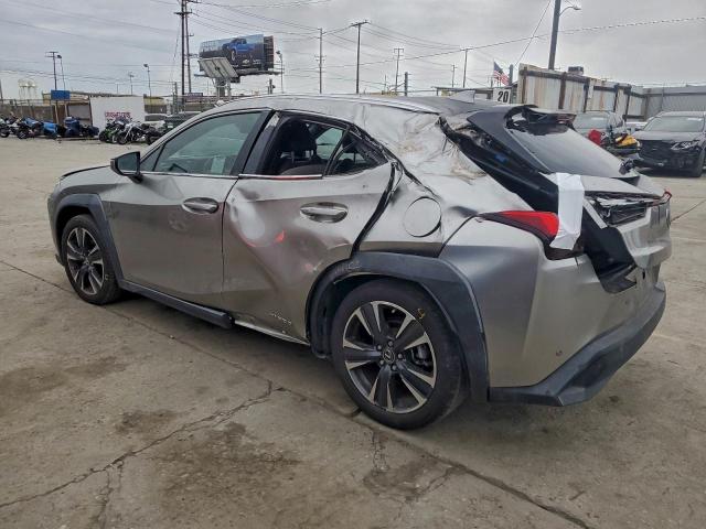 Lexus Ux 250h Base Image 9