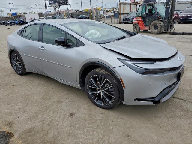 Toyota Prius Le Image 9