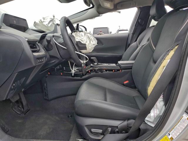 Toyota Prius Le Image 4