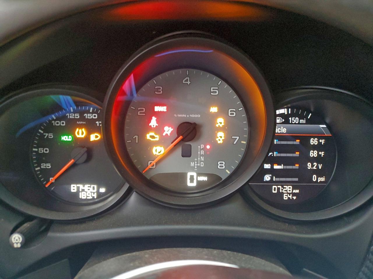 Porsche Macan S Image 12