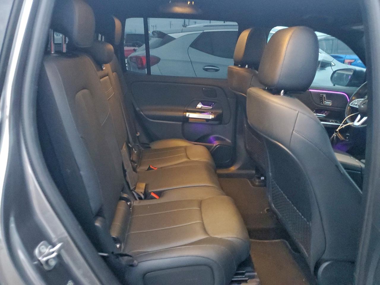 Mercedes-Benz EQB 300 4matic Image 10