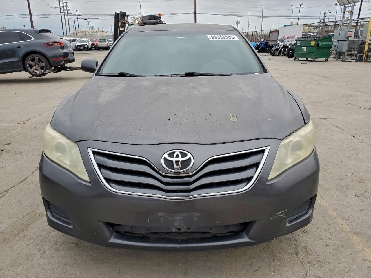 Toyota Camry Base Image 11