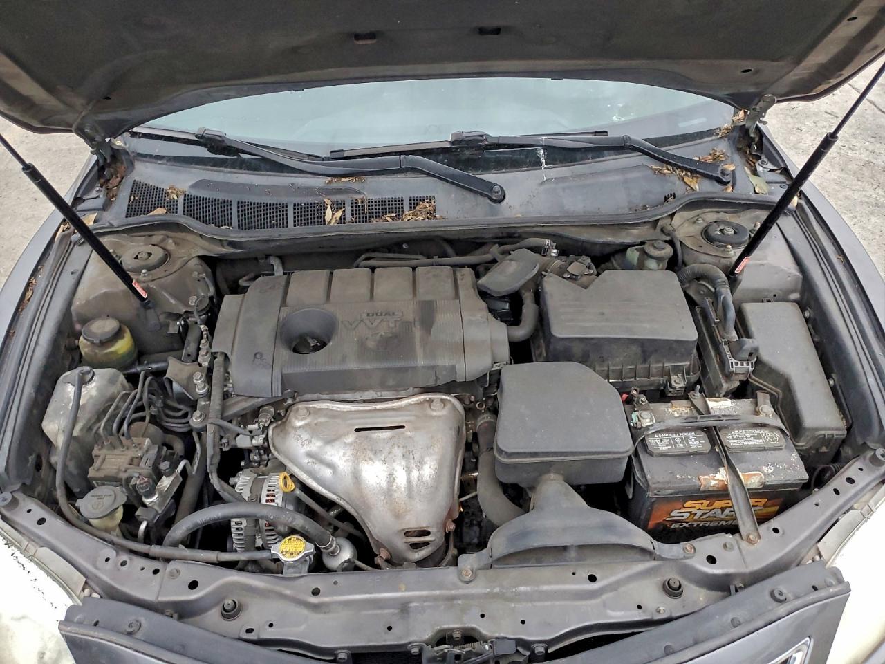 Toyota Camry Base Image 13