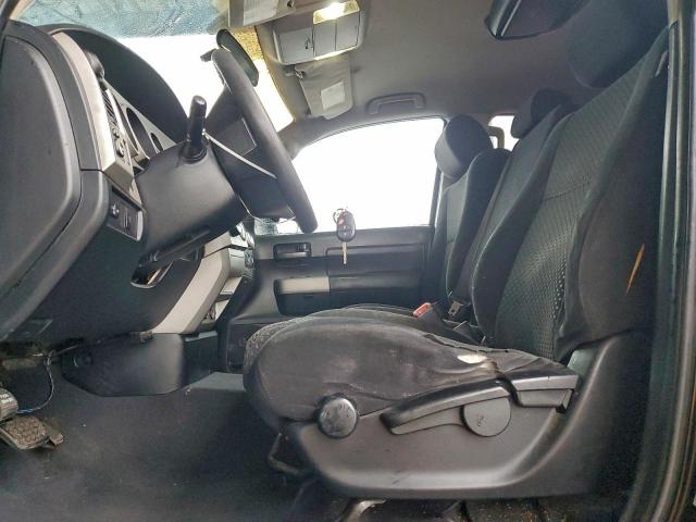 Toyota Tundra Double Cab Image 9