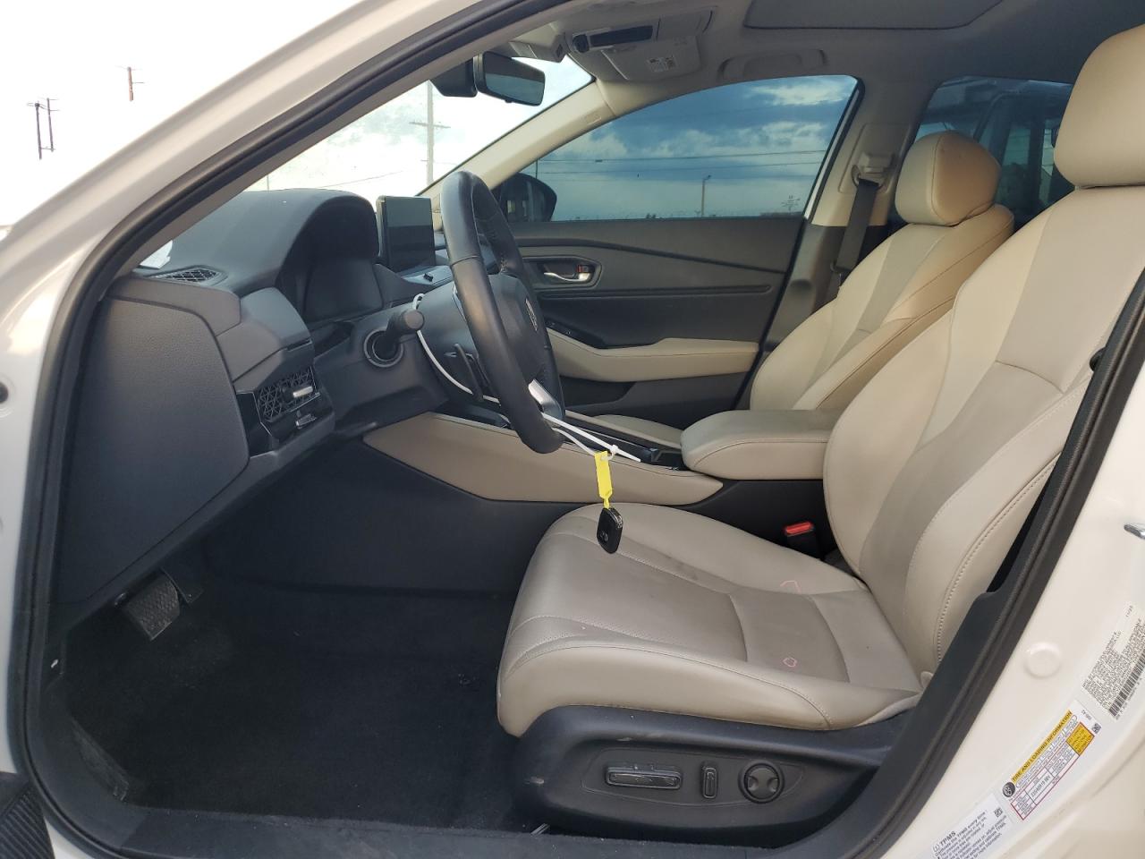 Honda Accord Touring Hybrid Image 13