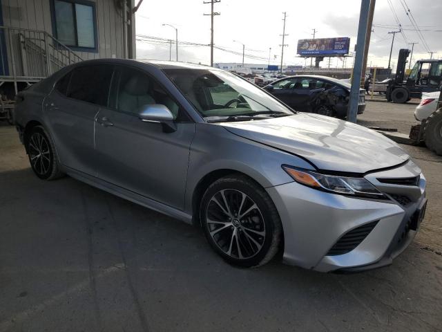 Toyota Camry L Image 4