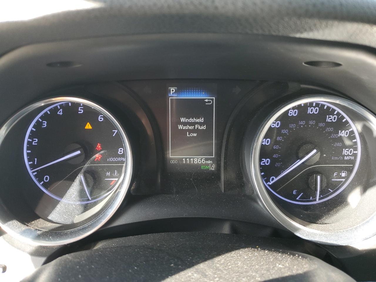 Toyota Camry L Image 7