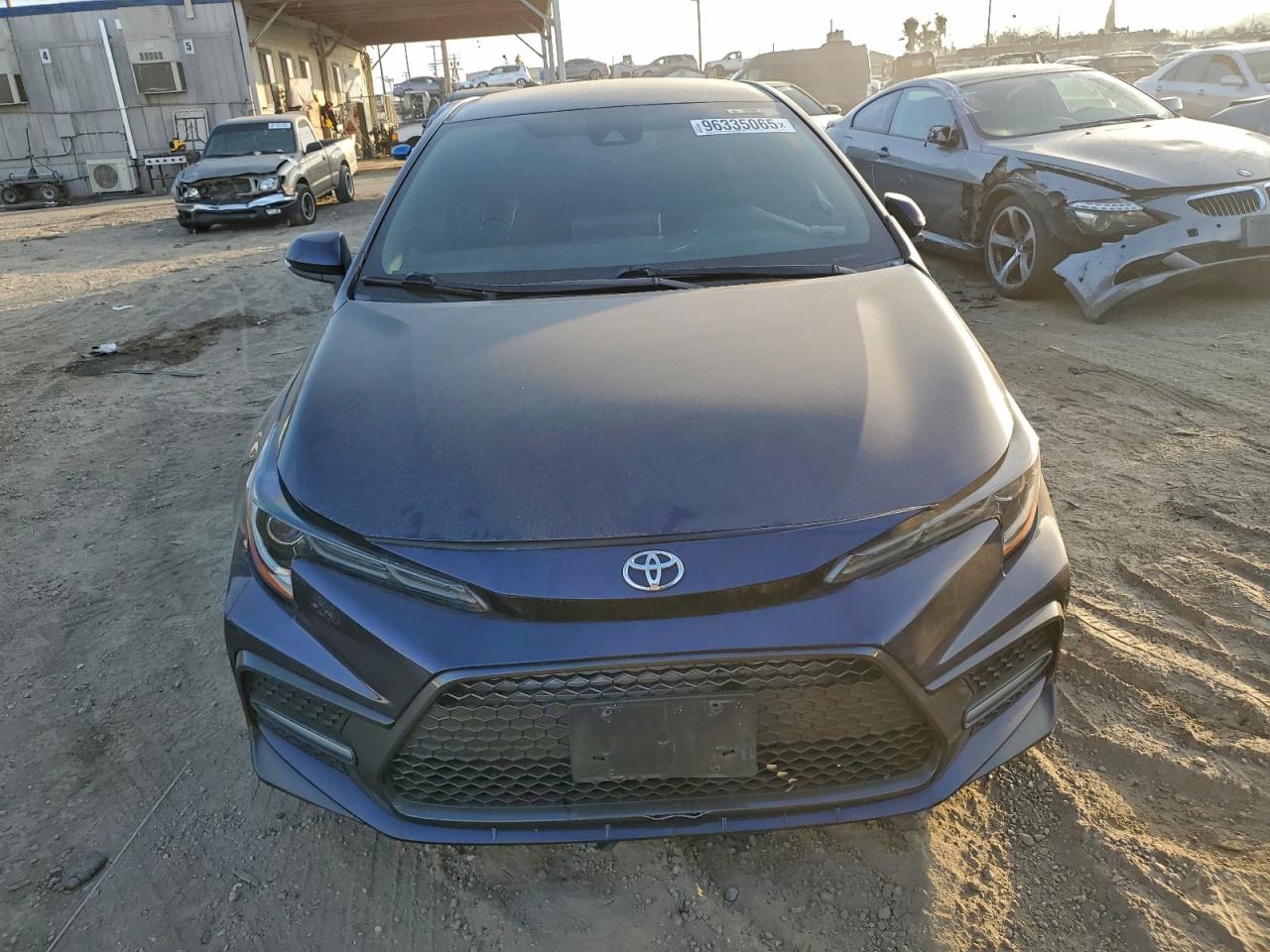 Toyota Corolla Se Image 3