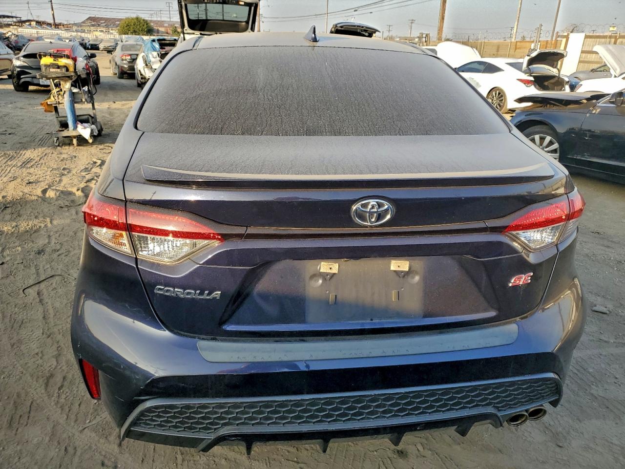 Toyota Corolla Se Image 7