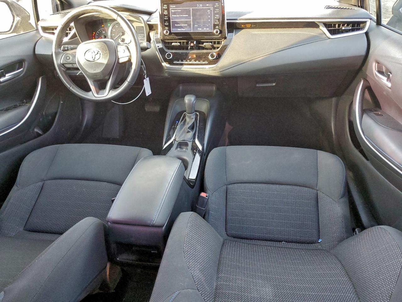 Toyota Corolla Se Image 8