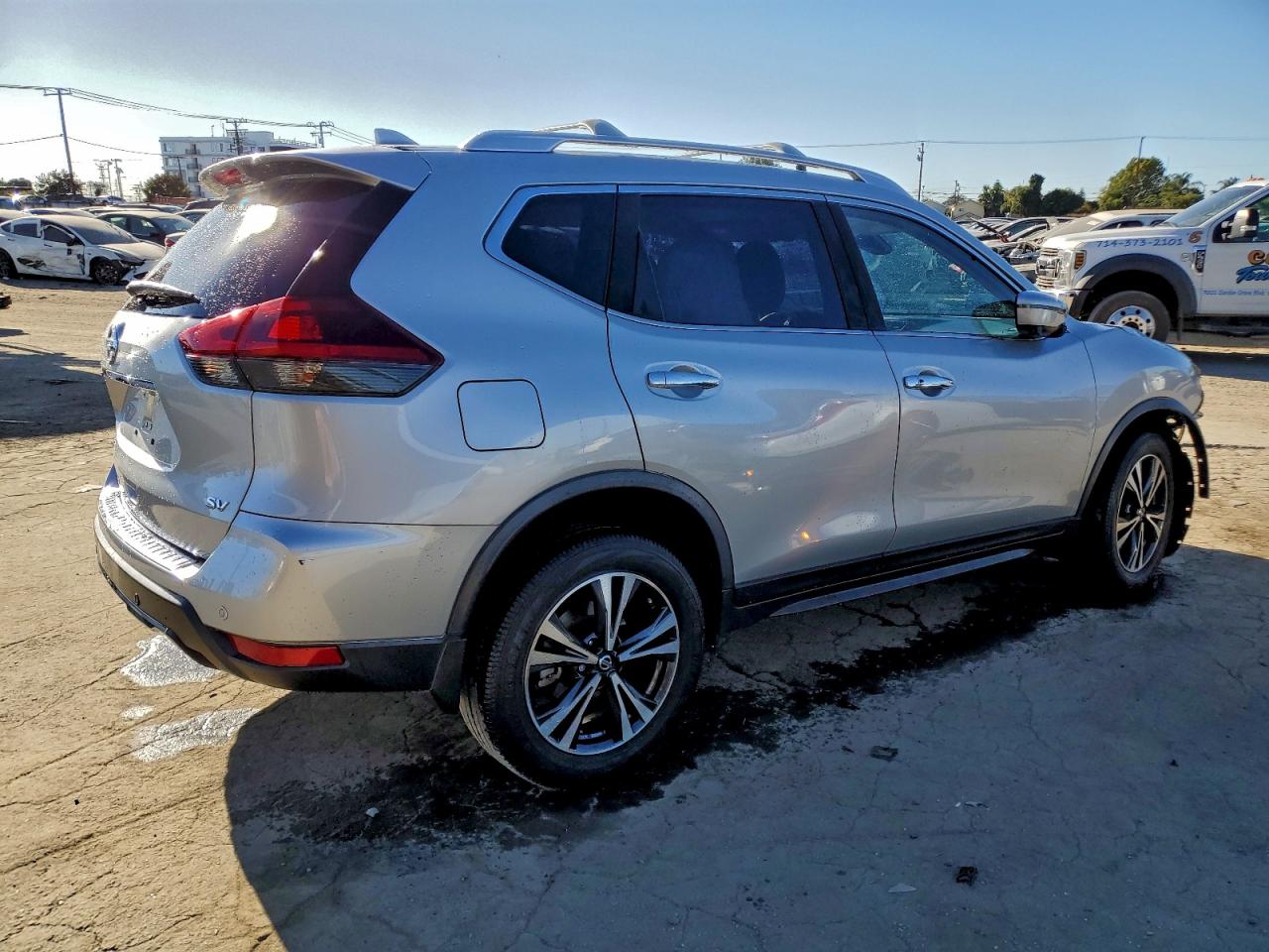 Nissan Rogue S Image 5
