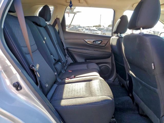 Nissan Rogue S Image 11