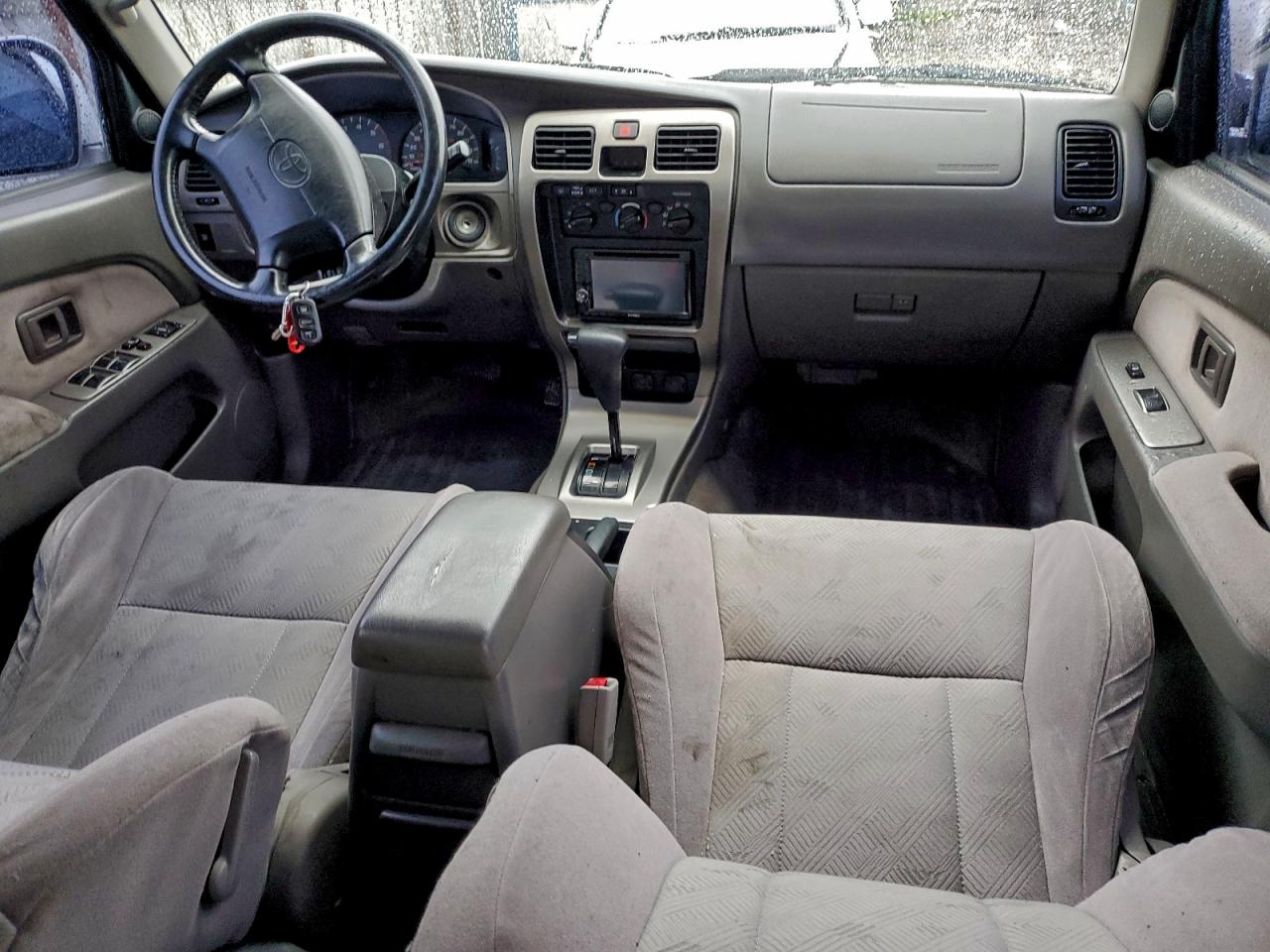 Toyota 4Runner Sr5 Image 8