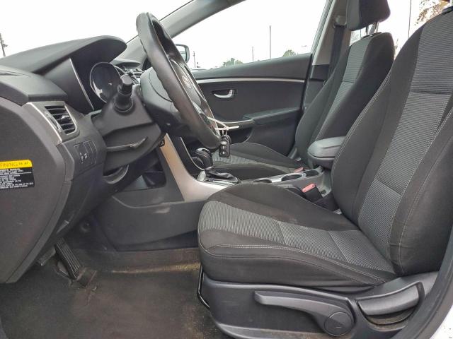 Hyundai ELANTRA Image 7